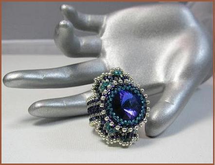 Seed beaded 26mm Purple Rivoli