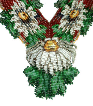 Beaded Daises All Around Necklace