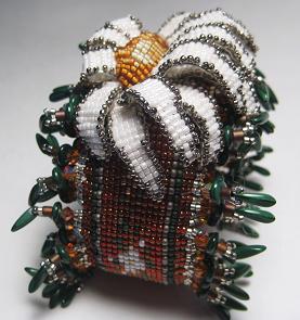 Beaded Daisy Wrist Corsage