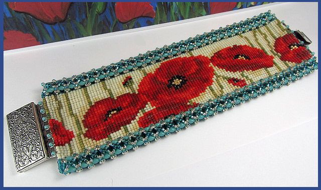 Poppy Loomed cuff