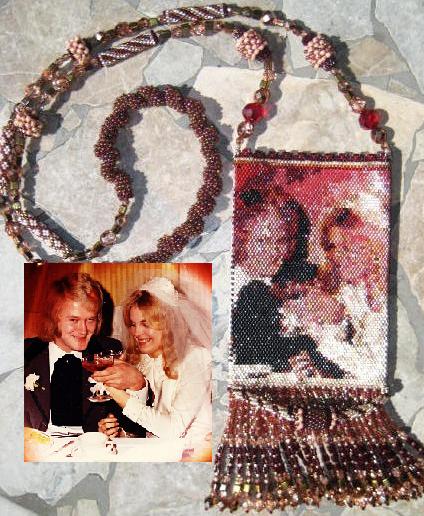 Heirloom Cell Phone Bag, beadwork by Erin Simonetti